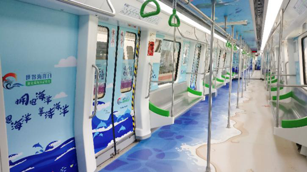 南寧地鐵內包車廣告 南寧地鐵內包車廣告