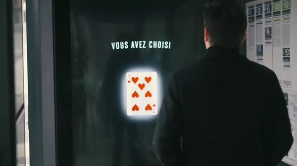 公交站臺(tái)廣告