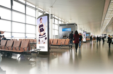 南京機場國內(nèi)、國際出發(fā)指廊候機廳雙面圖騰燈箱套裝廣告