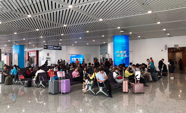 深圳蛇口郵輪中心廣告 深圳蛇口郵輪中心廣告