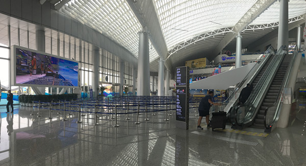 深圳蛇口郵輪中心廣告 深圳蛇口郵輪中心廣告