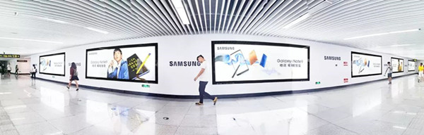 三星Galaxy Note9青島地鐵廣告 三星Galaxy Note9青島地鐵廣告