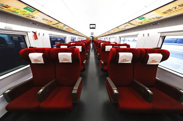 太太樂(lè)高鐵列車(chē)廣告