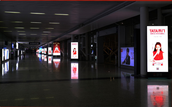 深圳北數(shù)碼刷屏機(jī)廣告