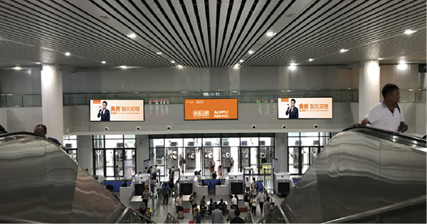 南昌火車站燈箱廣告 南昌火車站燈箱廣告