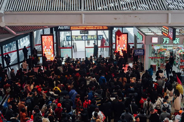 洽洽食品武漢高鐵站廣告 洽洽食品武漢高鐵站廣告