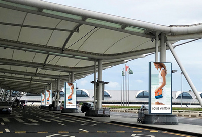 廣州機場出發(fā)區(qū)燈箱廣告 廣州機場出發(fā)區(qū)燈箱廣告