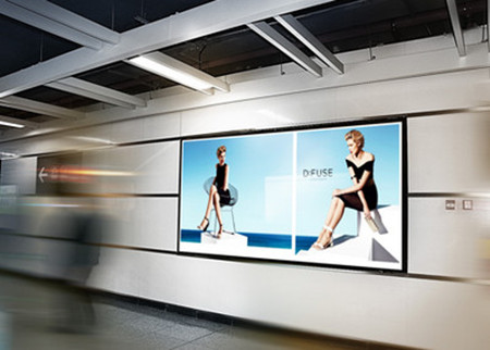 投放深圳地鐵廣告多少錢一個月？