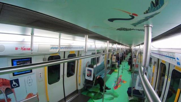 “龍游頤和”地鐵專(zhuān)列廣告，帶你領(lǐng)略頤和園的魅力