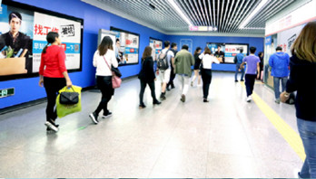 被深圳地鐵廣告全方位包圍是什么感覺？