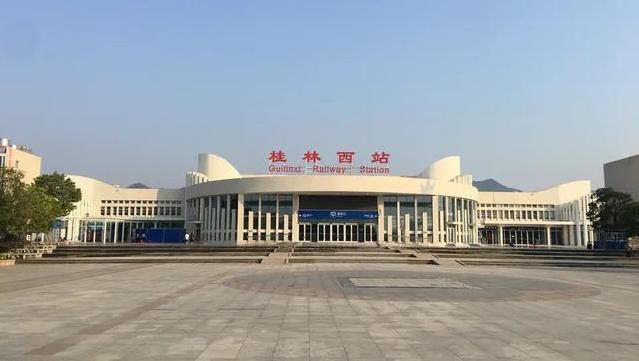 桂林西高鐵站廣告怎么樣？