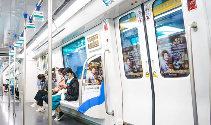 地鐵廣告市場規(guī)模不斷增加，未來發(fā)展機遇與挑戰(zhàn)并存！