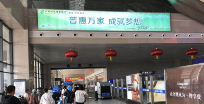 二樓夾層墻體燈箱 二樓夾層墻體燈箱