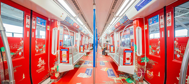 武漢地鐵創(chuàng)意內(nèi)包車廣告 武漢地鐵創(chuàng)意內(nèi)包車廣告
