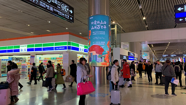 西安高鐵站廣告中圓柱燈箱媒體怎么樣？