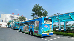 汕頭公交車身廣告價(jià)格是多少？汕頭公交車廣告快消食品案例，汕頭公交廣告效果怎么樣？