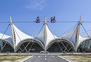 岳陽機(jī)場(chǎng)廣告