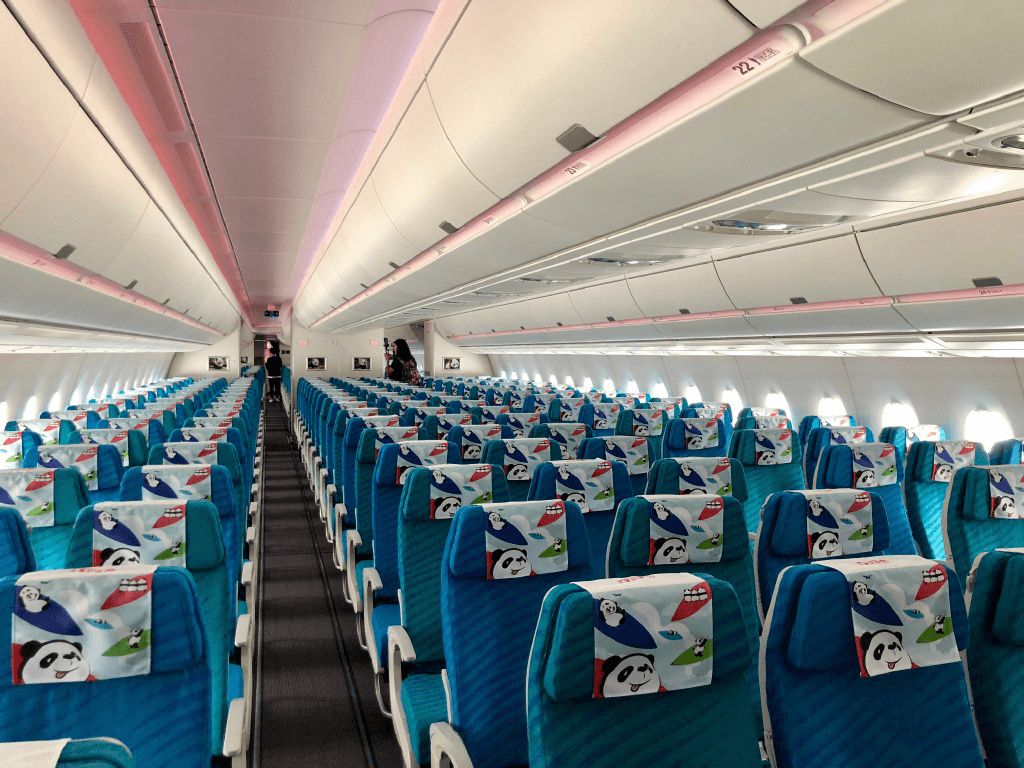 四川航空機載廣告價格收費多少錢？川航機載飛機客艙春運熱門廣告