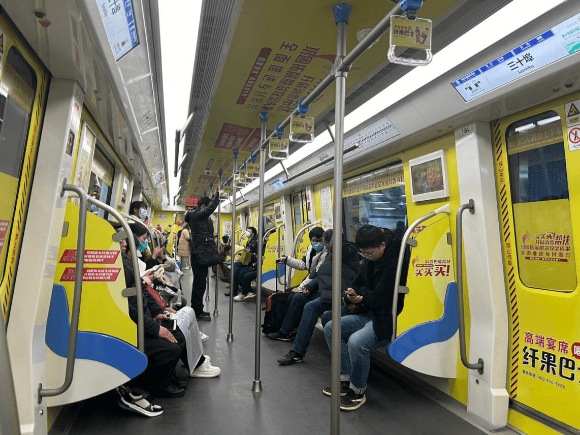 合肥地鐵內(nèi)包車廣告價(jià)格收費(fèi)多少錢？合肥地鐵2號(hào)線列車廣告案例