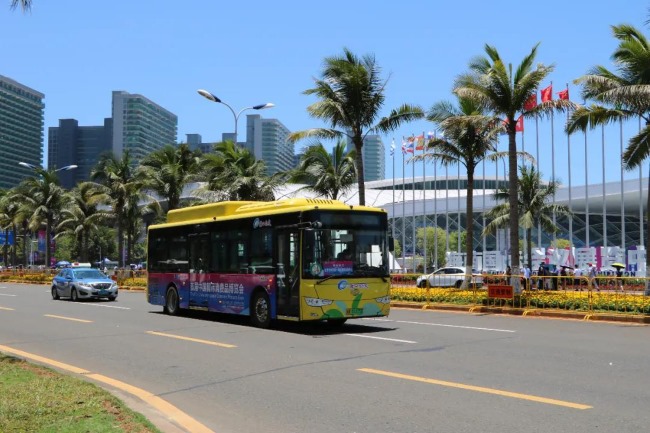 海口公交車身外包車貼展會案例圖，?？诠话褪寇嚿韽V告價格收費