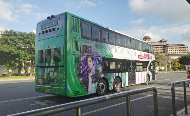 三亞公交車雙層巴士廣告價格，三亞雙層旅游觀光公交車身廣告投放