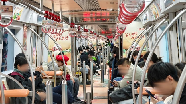 北京地鐵1號(hào)線(xiàn)內(nèi)外包車(chē)廣告投放，北京地鐵車(chē)廂貼廣告價(jià)格