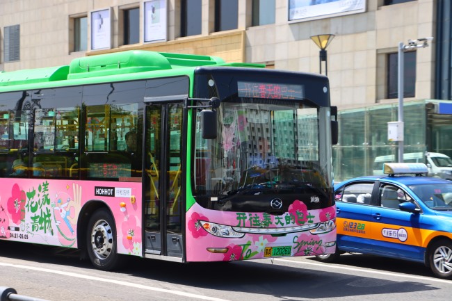 呼和浩特公交車身廣告外車貼巴士廣告投放，呼和浩特公交車廣告價格