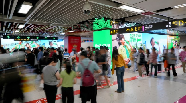 成都地鐵春熙路站墻面LED大屏廣告，成都地鐵站大屏廣告價格