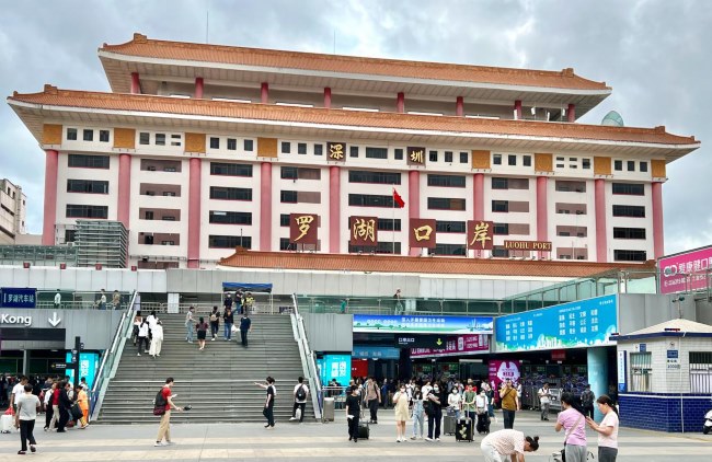 羅湖口岸有哪些廣告位？怎么選擇性價比高的媒體投放？