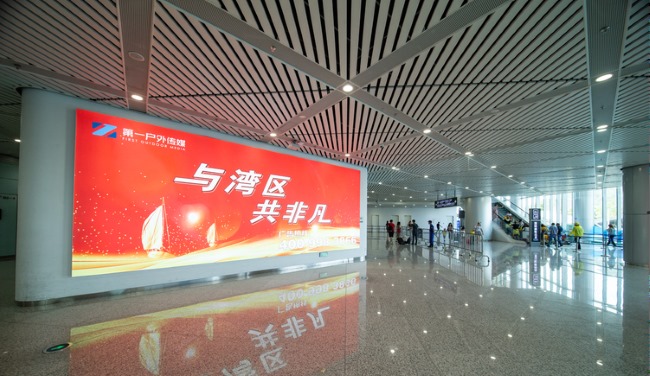 為什么說第一戶外傳媒官網(wǎng)（www.californiaweddingscene.com）是迄今為止媒體內(nèi)容最豐富的網(wǎng)站之一？專業(yè)性主要體現(xiàn)在哪幾個(gè)方面？