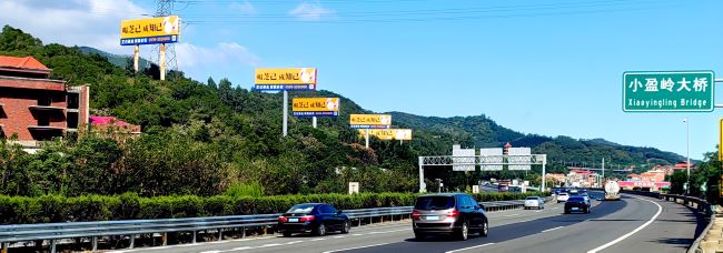 泉州至廈門(mén)高速大牌廣告投放，附件泉州戶(hù)外高桿立柱廣告
