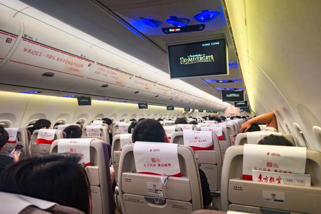東方航空機(jī)艙電視廣告投放，東航飛機(jī)客艙機(jī)載廣告價(jià)格