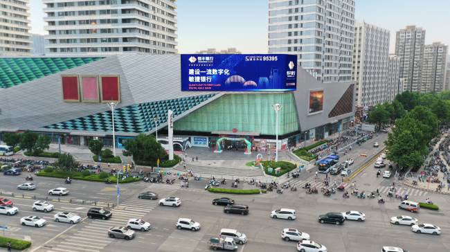 濟南高新萬達3D大屏：城市主干道的視覺地標(biāo)