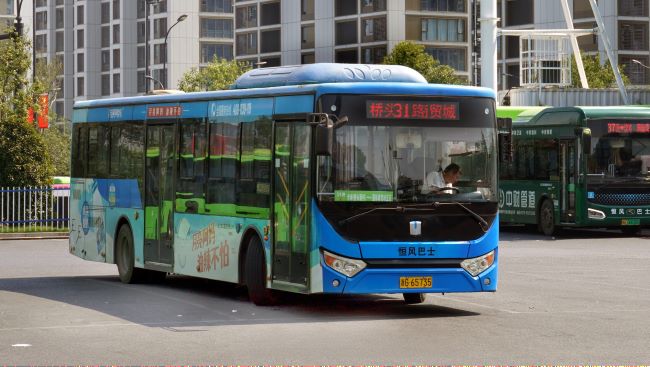 義烏公交車身廣告：城市動(dòng)脈上的移動(dòng)視覺(jué)名片